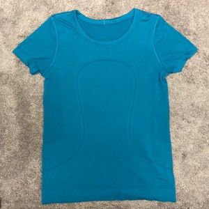 Lululemon swiftly relaxed fit T-shirt